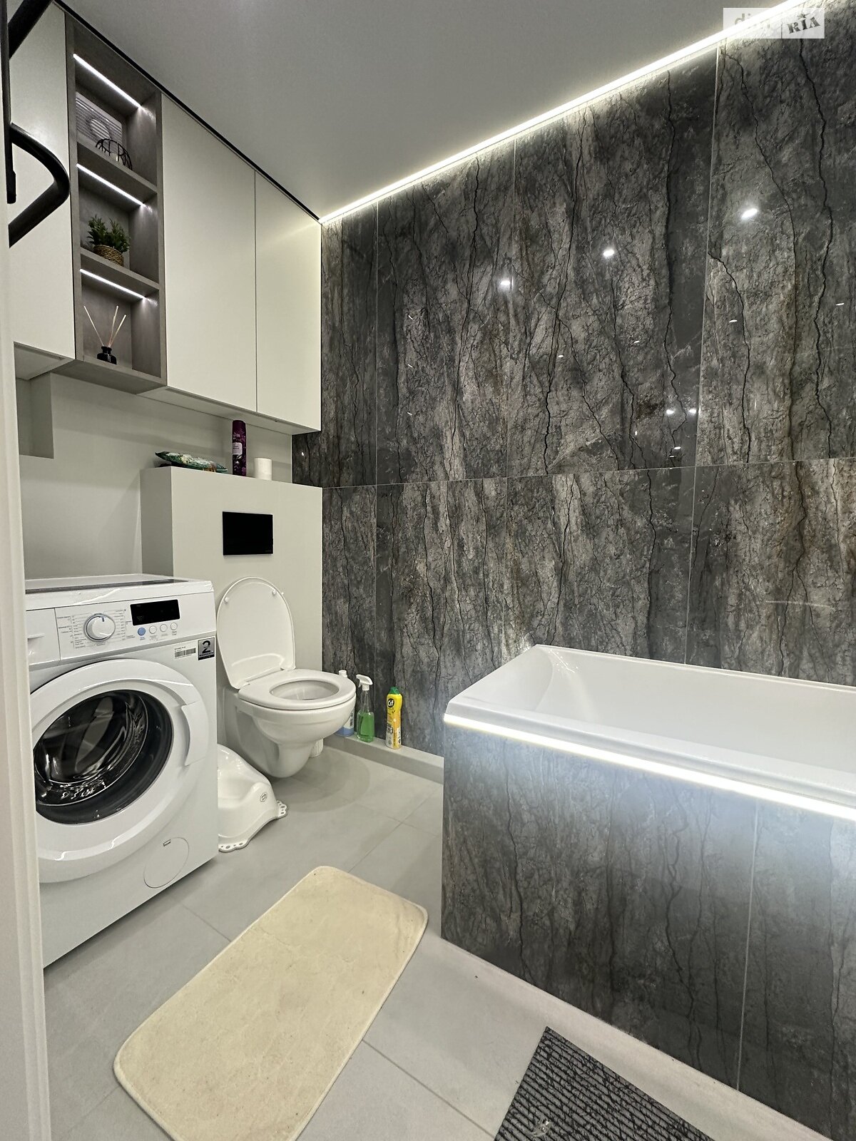 двухкомнатная квартира в Тернополе, район Северный, на ул. Смакулы 8 в аренду на долгий срок помесячно фото 1 двухкомнатная квартира в Тернополе, район Северный, на ул. Смакулы 8 в аренду на долгий срок помесячно фото 1