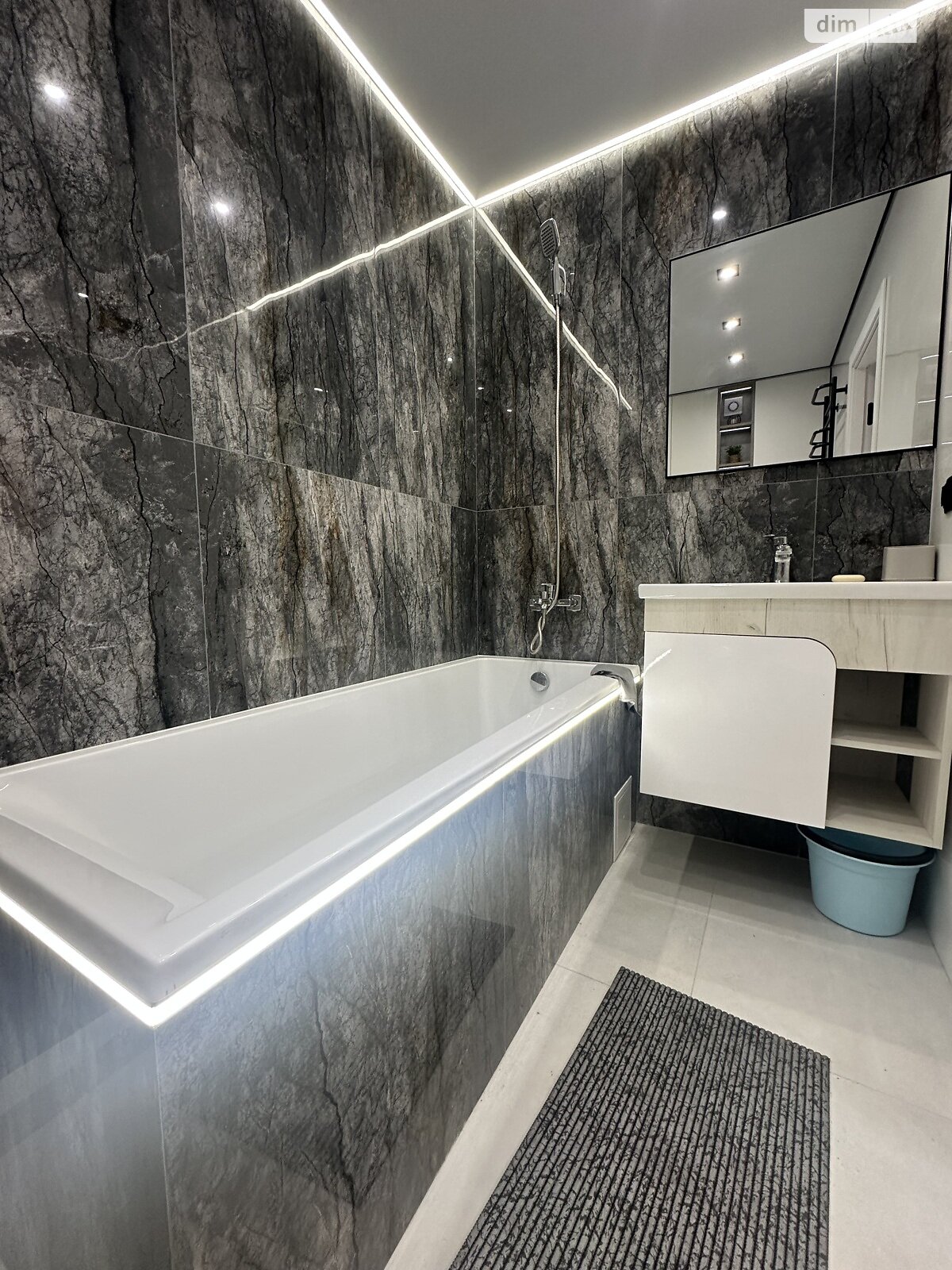 двухкомнатная квартира в Тернополе, район Северный, на ул. Смакулы 8 в аренду на долгий срок помесячно фото 1 двухкомнатная квартира в Тернополе, район Северный, на ул. Смакулы 8 в аренду на долгий срок помесячно фото 1