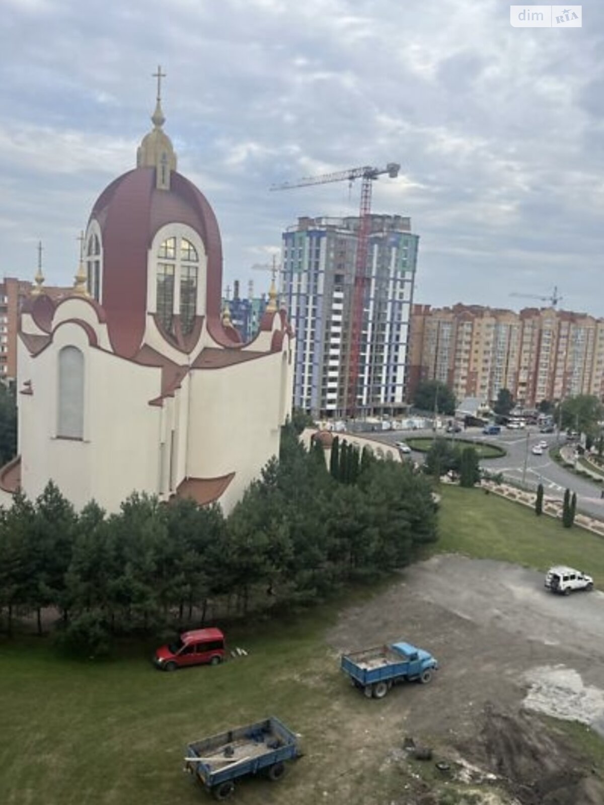 трехкомнатная квартира в Тернополе, район Северный, на ул. Владимира Великого в аренду на долгий срок помесячно фото 1