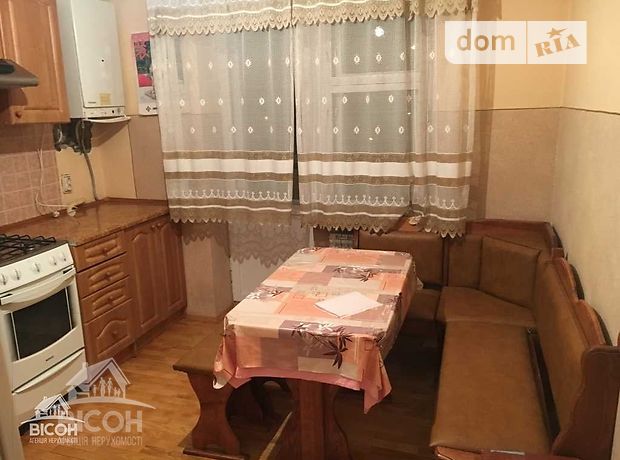 трехкомнатная квартира с мебелью в Тернополе, район Солнечный, на ул. Ломоносова Михаила в аренду на долгий срок помесячно фото 1 трехкомнатная квартира с мебелью в Тернополе, район Солнечный, на ул. Ломоносова Михаила в аренду на долгий срок помесячно фото 1