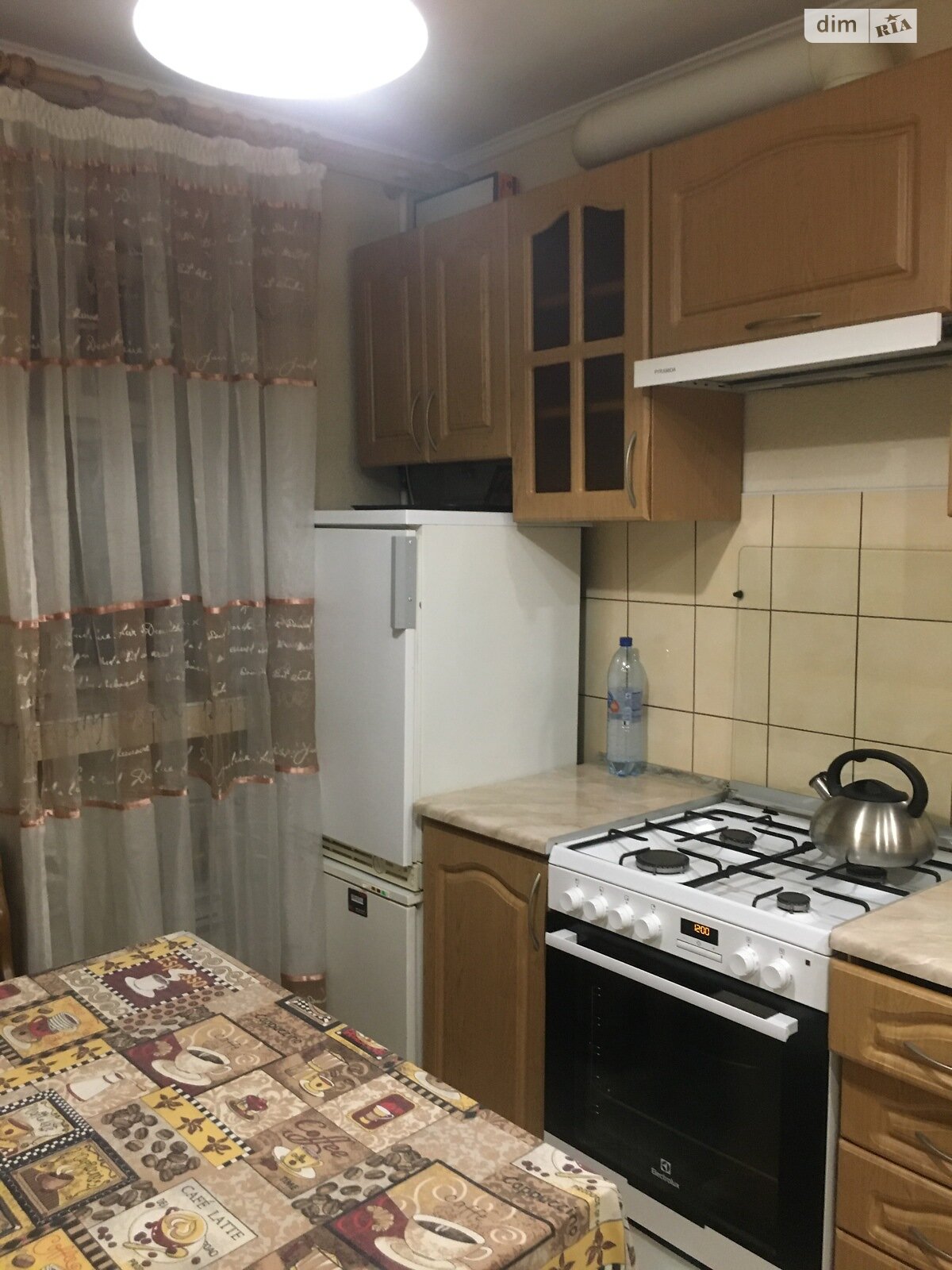 однокомнатная квартира в Тернополе, район Старый парк, на ул. Галицкая 52 в аренду на долгий срок помесячно фото 1 однокомнатная квартира в Тернополе, район Старый парк, на ул. Галицкая 52 в аренду на долгий срок помесячно фото 1