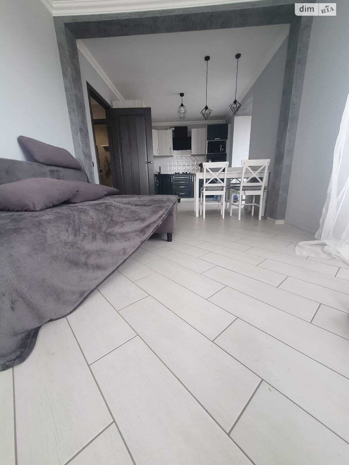 однокомнатная квартира в Тернополе, район Старый парк, на ул. Квитова 17 в аренду на долгий срок помесячно фото 1 однокомнатная квартира в Тернополе, район Старый парк, на ул. Квитова 17 в аренду на долгий срок помесячно фото 1