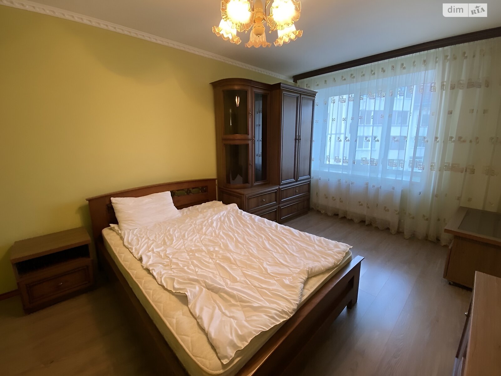 однокімнатна квартира в Тернополі, район Старий парк, на вул. Над Яром в довготривалу оренду помісячно фото 1 однокімнатна квартира в Тернополі, район Старий парк, на вул. Над Яром в довготривалу оренду помісячно фото 1