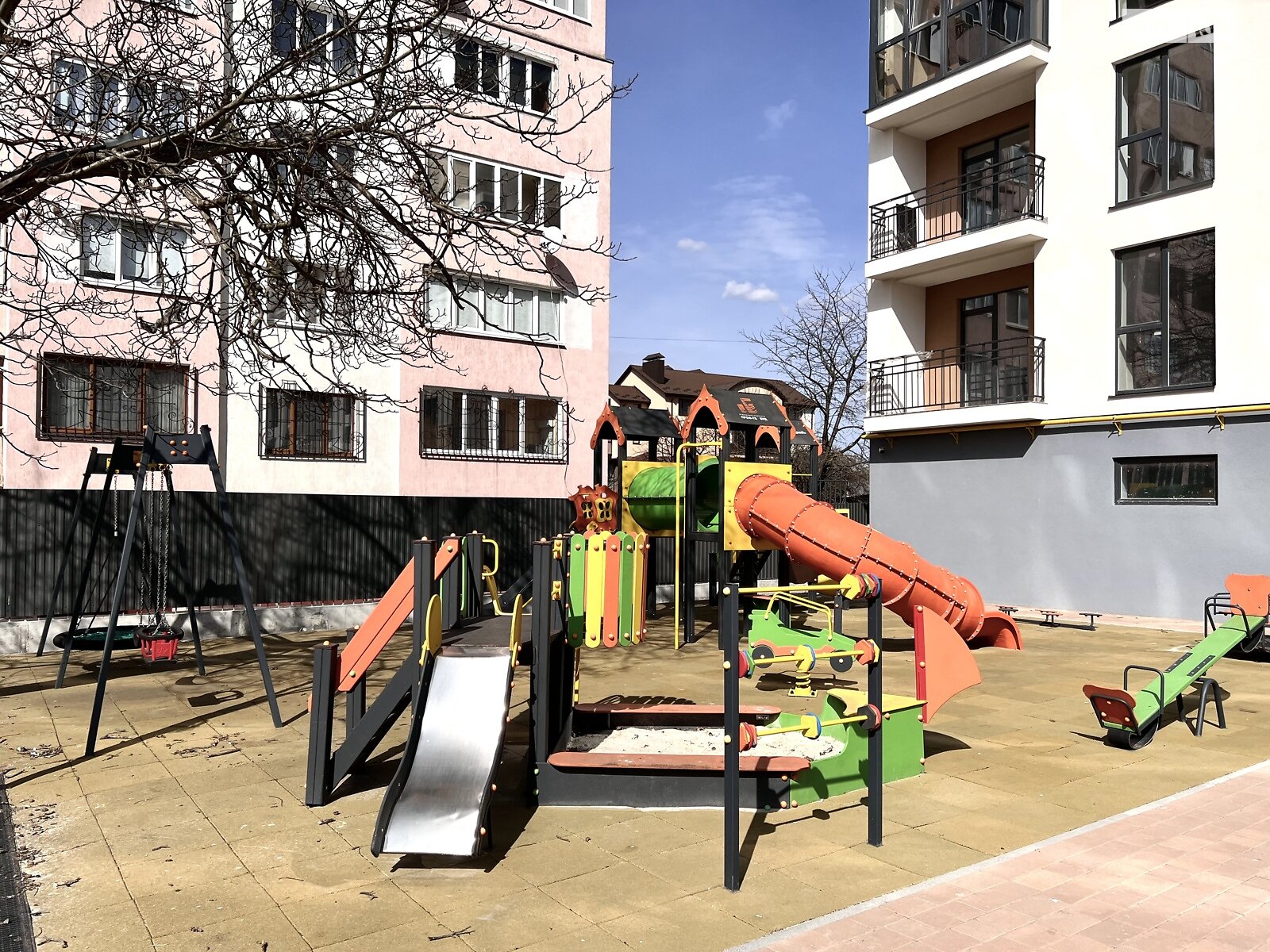 однокімнатна квартира з меблями в Тернополі, район Старий парк, на вул. Весела 11 в довготривалу оренду помісячно фото 1 однокімнатна квартира з меблями в Тернополі, район Старий парк, на вул. Весела 11 в довготривалу оренду помісячно фото 1