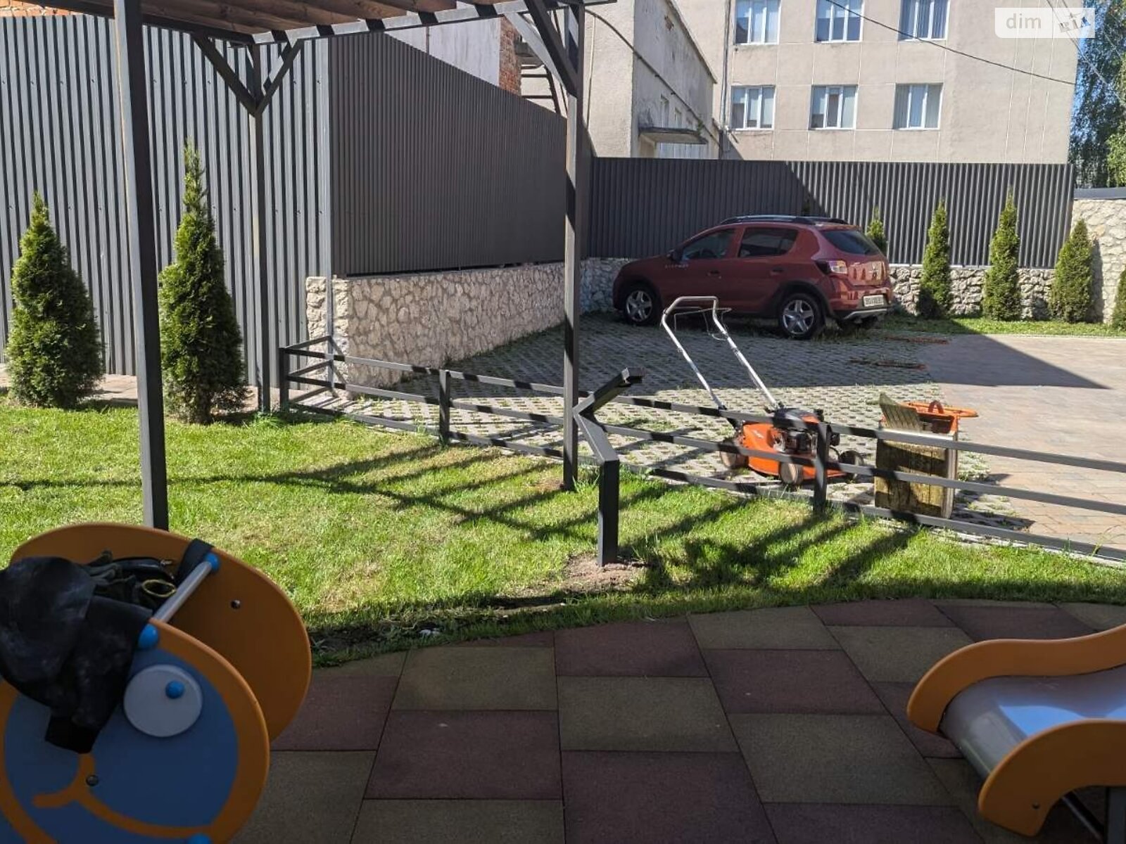 двухкомнатная квартира с мебелью в Тернополе, район Старый парк, на ул. Веселая 35 в аренду на долгий срок помесячно фото 1 двухкомнатная квартира с мебелью в Тернополе, район Старый парк, на ул. Веселая 35 в аренду на долгий срок помесячно фото 1