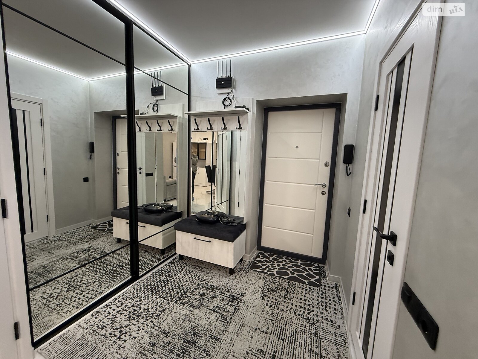 двухкомнатная квартира в Тернополе, район Старый парк, на ул. Зеленая 3 в аренду на долгий срок помесячно фото 1 двухкомнатная квартира в Тернополе, район Старый парк, на ул. Зеленая 3 в аренду на долгий срок помесячно фото 1