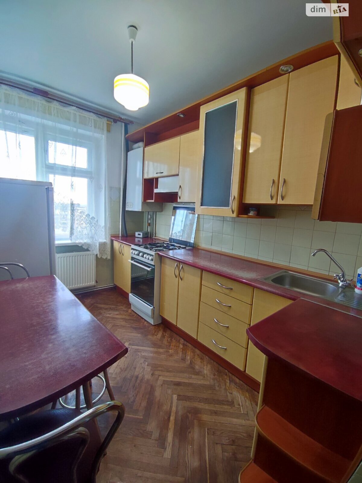 трехкомнатная квартира в Тернополе, район Тинда, на ул. 15-го Апреля в аренду на долгий срок помесячно фото 1