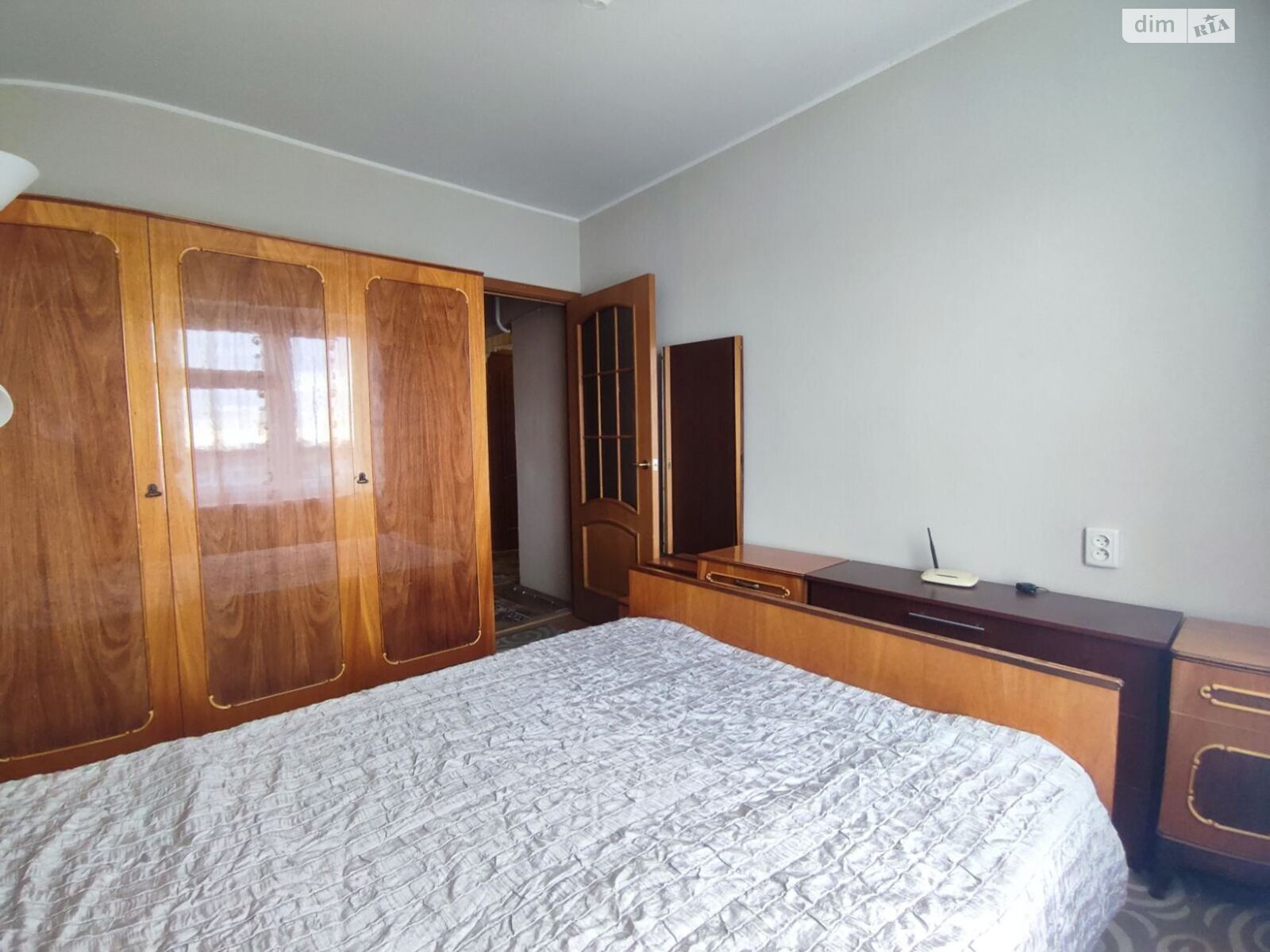 трехкомнатная квартира в Тернополе, район Тинда, на ул. 15-го Апреля в аренду на долгий срок помесячно фото 1
