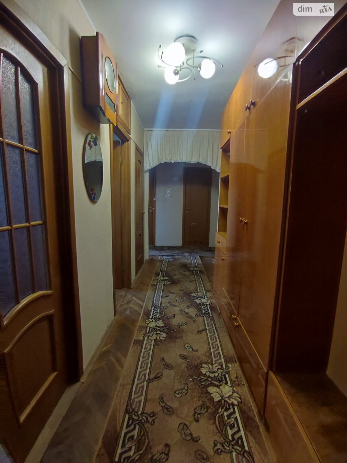 трехкомнатная квартира в Тернополе, район Тинда, на ул. 15-го Апреля в аренду на долгий срок помесячно фото 1