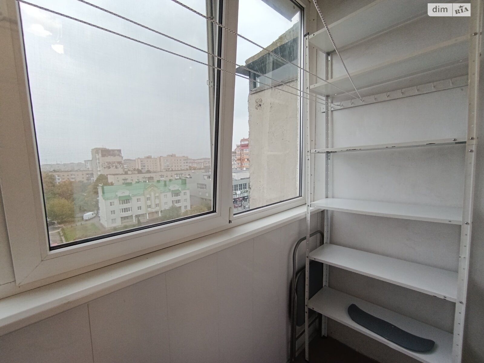 трехкомнатная квартира в Тернополе, район Тинда, на ул. 15-го Апреля в аренду на долгий срок помесячно фото 1