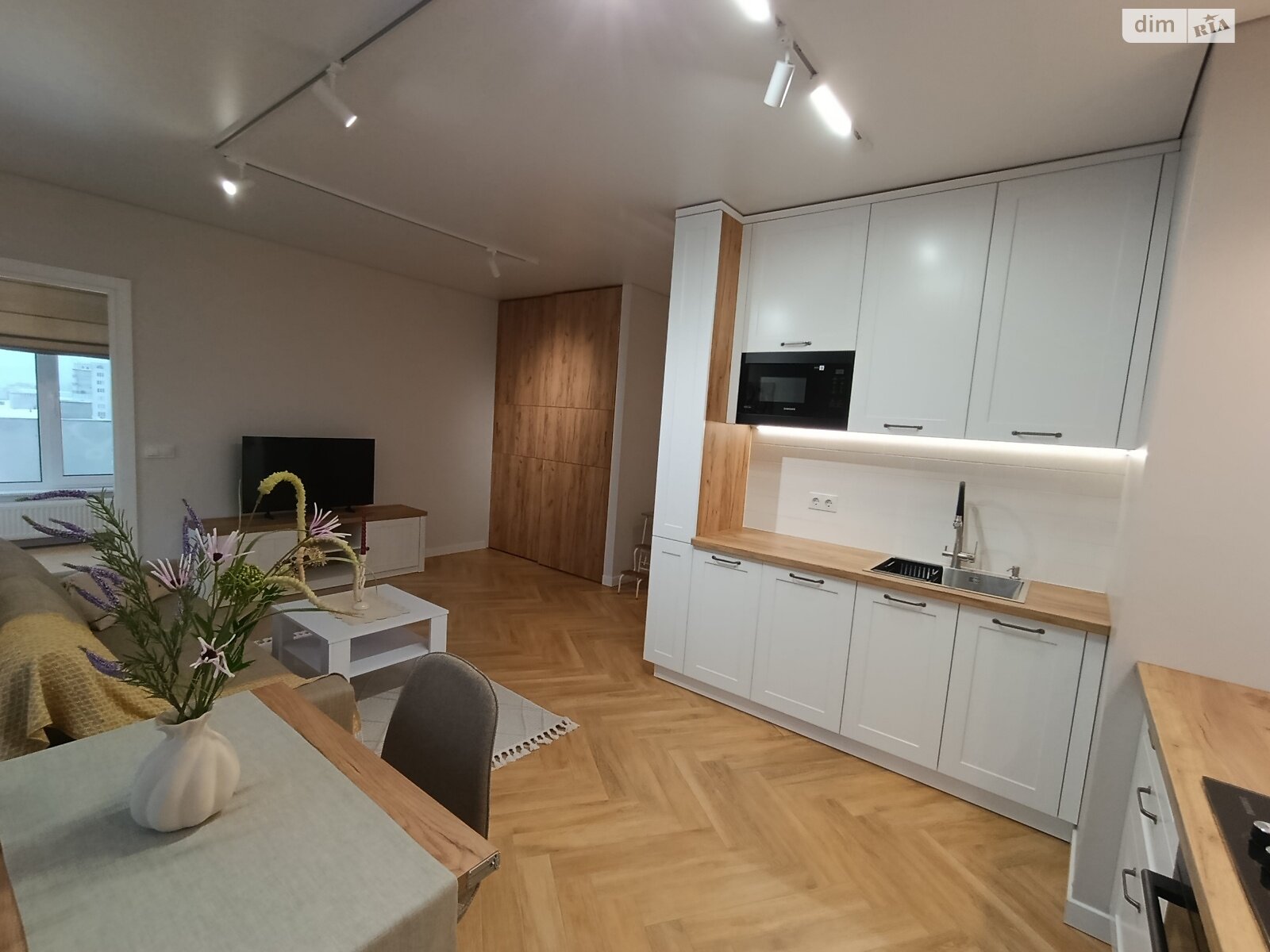однокомнатная квартира в Тернополе, на ул. Торговица 19 в аренду на долгий срок помесячно фото 1
