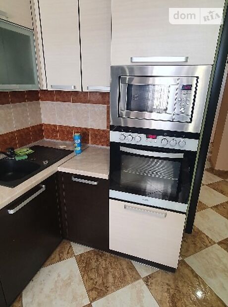 двокімнатна квартира з меблями в Тернополі, район Центр, на вул. Стадникової Софії в довготривалу оренду помісячно фото 1 двокімнатна квартира з меблями в Тернополі, район Центр, на вул. Стадникової Софії в довготривалу оренду помісячно фото 1