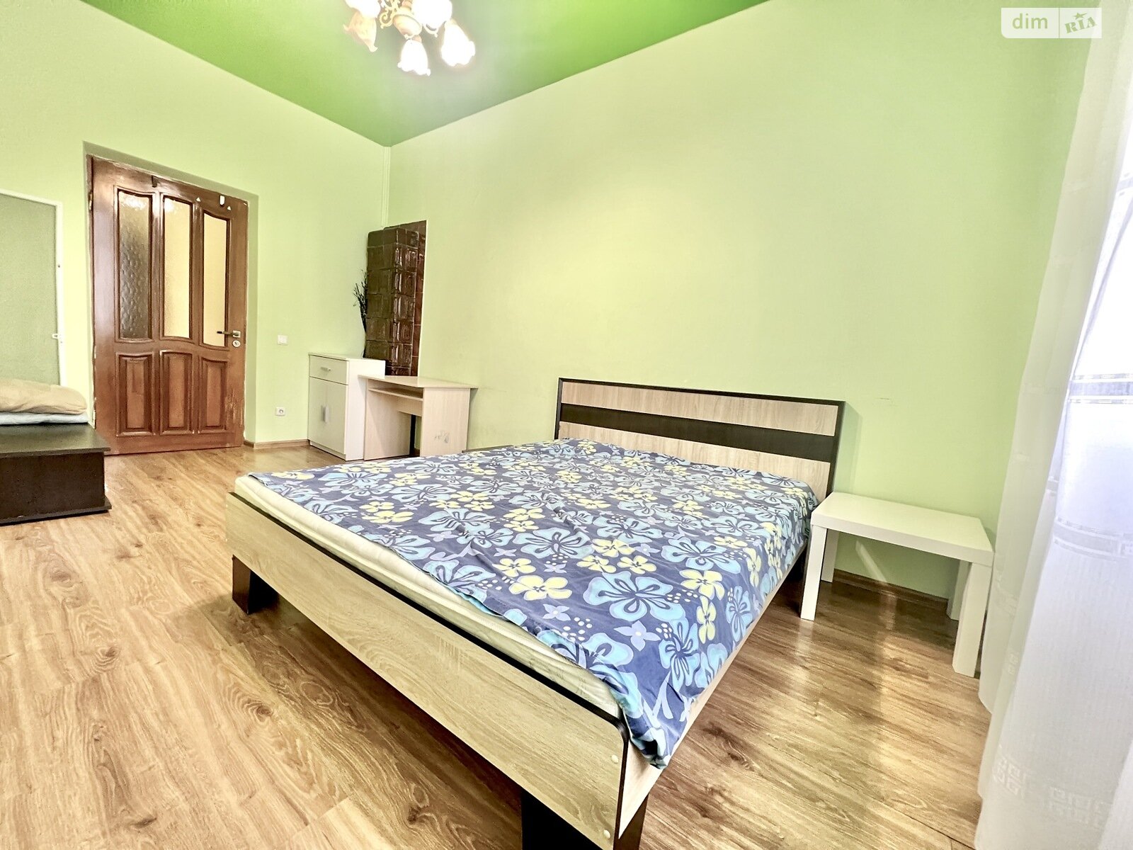 двухкомнатная квартира в Тернополе, район Центр, на просп. Бандеры Степана в аренду на долгий срок помесячно фото 1