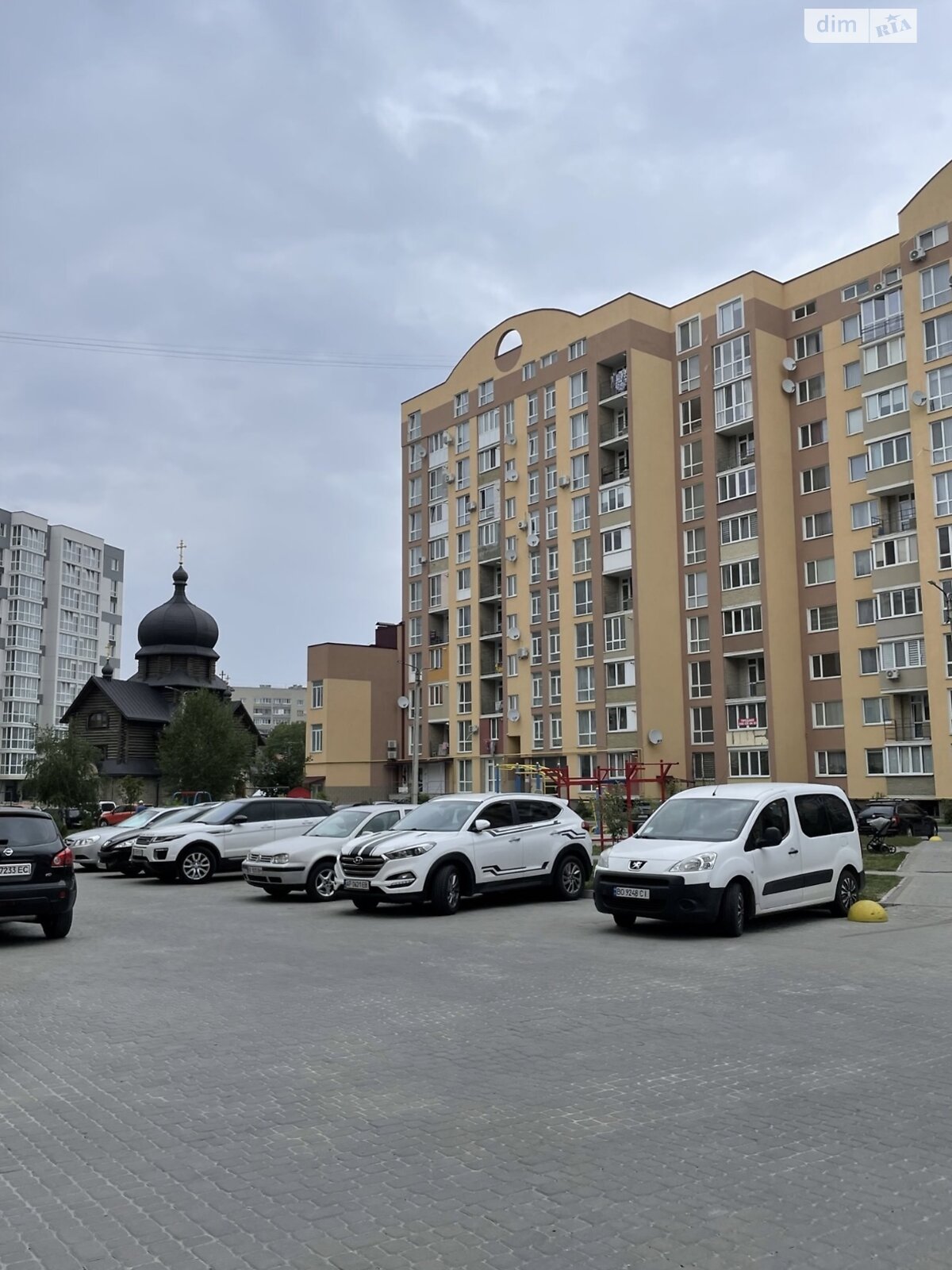 однокімнатна квартира в Тернополі, район Центр, на вул. Білогірська 18Є в довготривалу оренду помісячно фото 1 однокімнатна квартира в Тернополі, район Центр, на вул. Білогірська 18Є в довготривалу оренду помісячно фото 1
