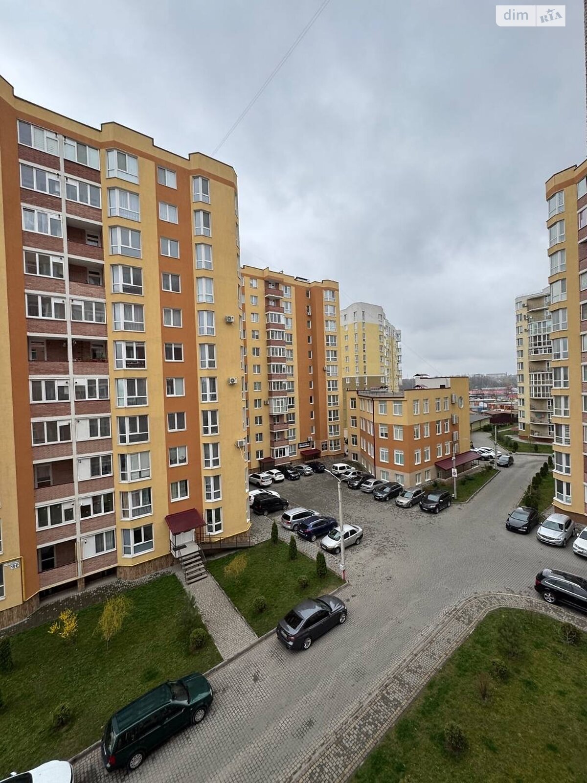 однокімнатна квартира в Тернополі, район Центр, на вул. Білогірська в довготривалу оренду помісячно фото 1 однокімнатна квартира в Тернополі, район Центр, на вул. Білогірська в довготривалу оренду помісячно фото 1