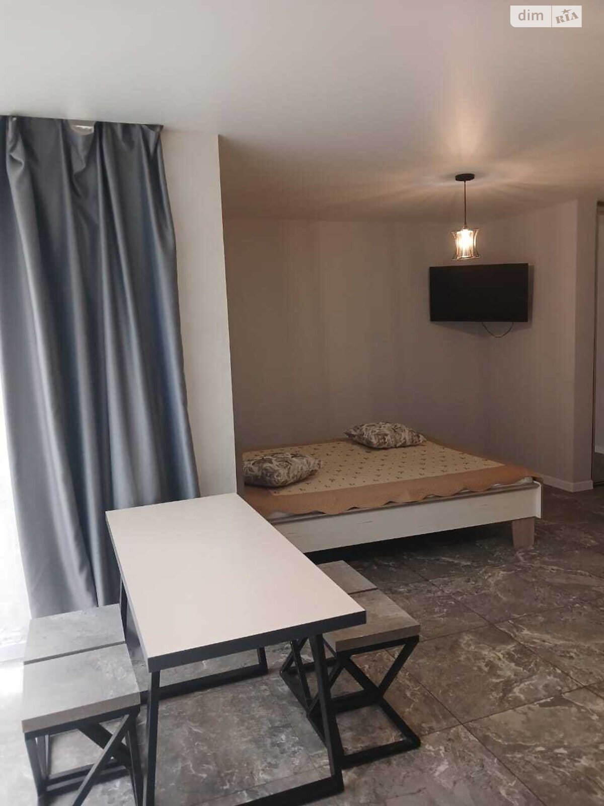 однокімнатна квартира в Тернополі, район Центр, на вул. Білогірська в довготривалу оренду помісячно фото 1 однокімнатна квартира в Тернополі, район Центр, на вул. Білогірська в довготривалу оренду помісячно фото 1