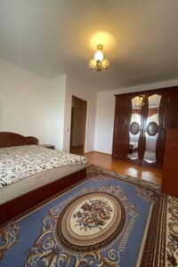 трехкомнатная квартира в Тернополе, район Центр, на ул. Черновецкая в аренду на долгий срок помесячно фото 2 трехкомнатная квартира в Тернополе, район Центр, на ул. Черновецкая в аренду на долгий срок помесячно фото 2