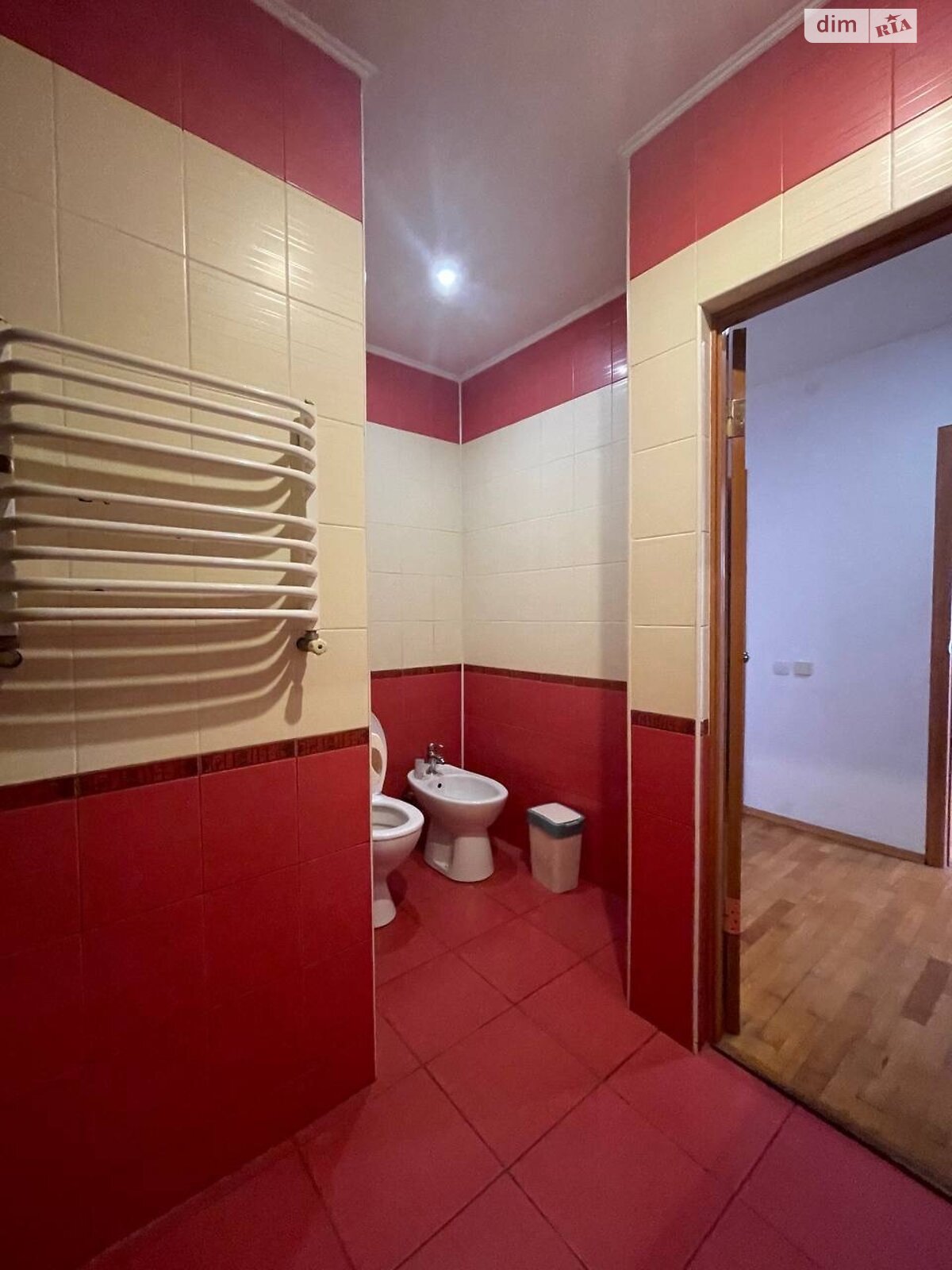 трехкомнатная квартира в Тернополе, район Центр, на ул. Черновецкая в аренду на долгий срок помесячно фото 1 трехкомнатная квартира в Тернополе, район Центр, на ул. Черновецкая в аренду на долгий срок помесячно фото 1