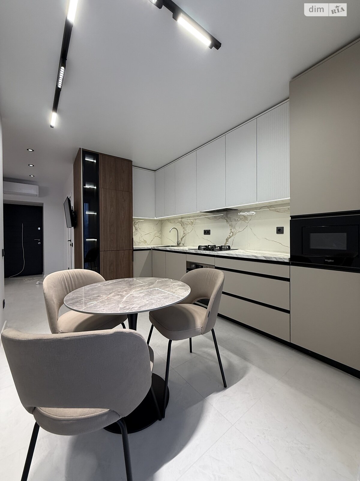 однокомнатная квартира в Тернополе, район Центр, на ул. Энергетическая 5 в аренду на долгий срок помесячно фото 1 однокомнатная квартира в Тернополе, район Центр, на ул. Энергетическая 5 в аренду на долгий срок помесячно фото 1