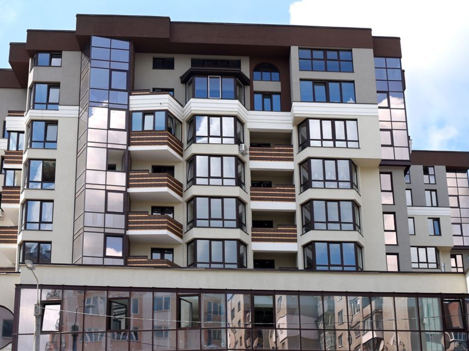 однокомнатная квартира в Тернополе, район Центр, на пл. Героев Евромайдану 9 в аренду на долгий срок помесячно фото 1