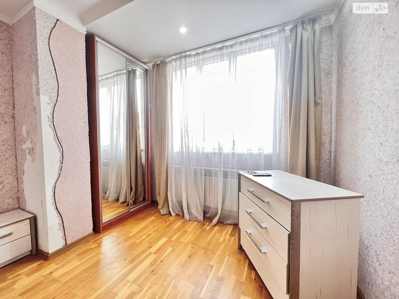 двокімнатна квартира в Тернополі, район Центр, на вул. Хмельницького Богдана в довготривалу оренду помісячно фото 1 двокімнатна квартира в Тернополі, район Центр, на вул. Хмельницького Богдана в довготривалу оренду помісячно фото 1