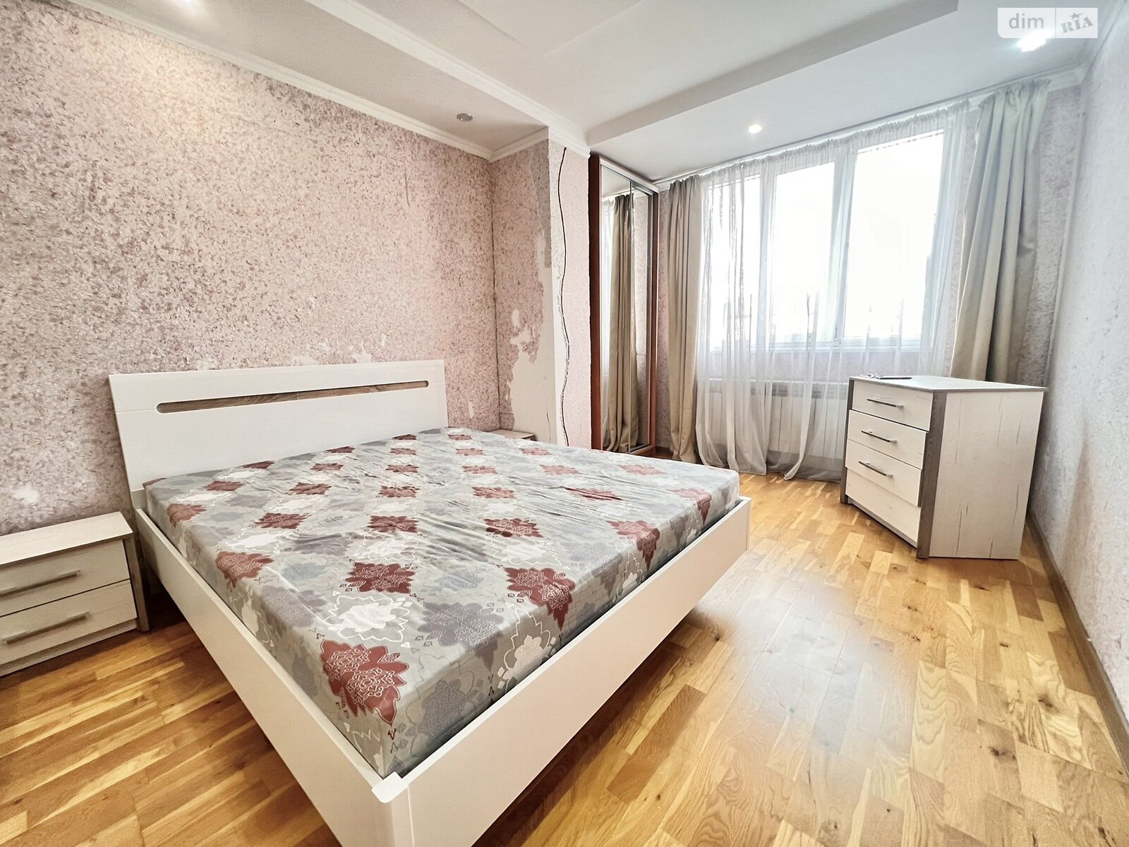 двокімнатна квартира в Тернополі, район Центр, на вул. Хмельницького Богдана в довготривалу оренду помісячно фото 1 двокімнатна квартира в Тернополі, район Центр, на вул. Хмельницького Богдана в довготривалу оренду помісячно фото 1