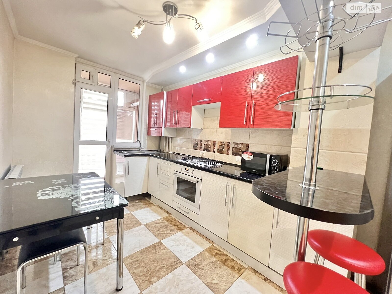 двокімнатна квартира в Тернополі, район Центр, на вул. Хмельницького Богдана в довготривалу оренду помісячно фото 1 двокімнатна квартира в Тернополі, район Центр, на вул. Хмельницького Богдана в довготривалу оренду помісячно фото 1