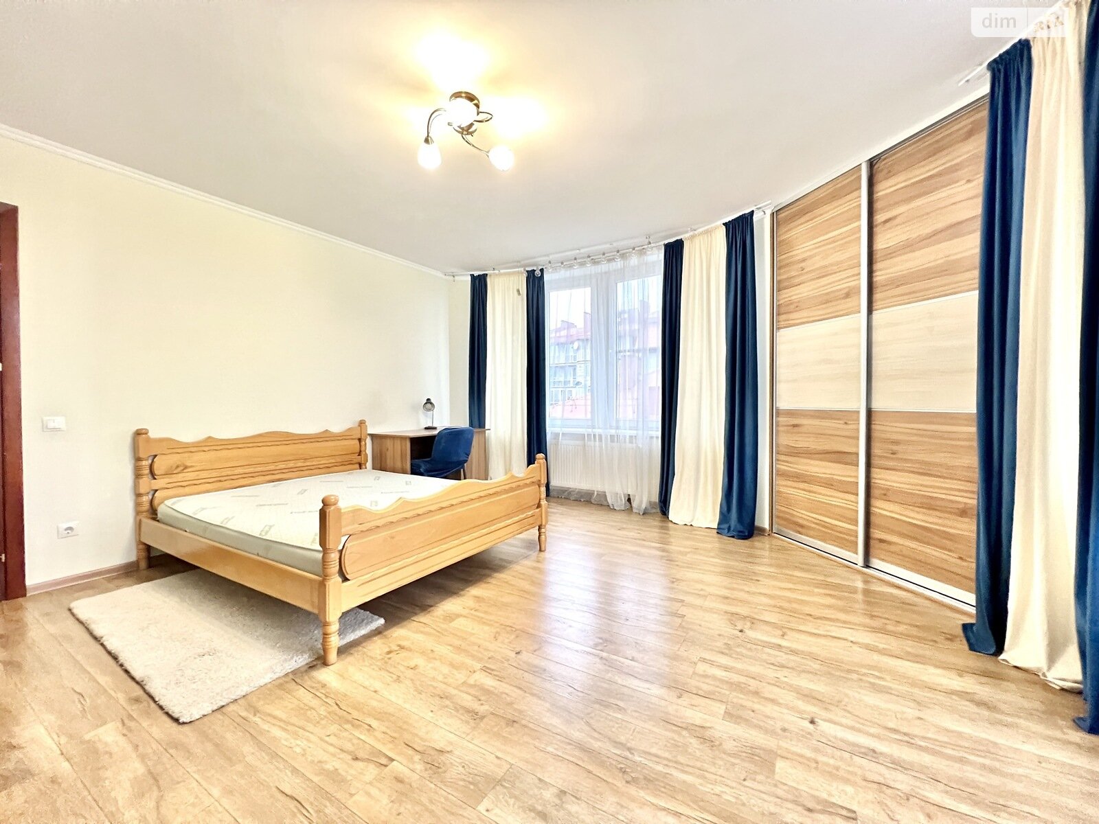 двухкомнатная квартира в Тернополе, район Центр, на ул. Хмельницкого Богдана в аренду на долгий срок помесячно фото 1