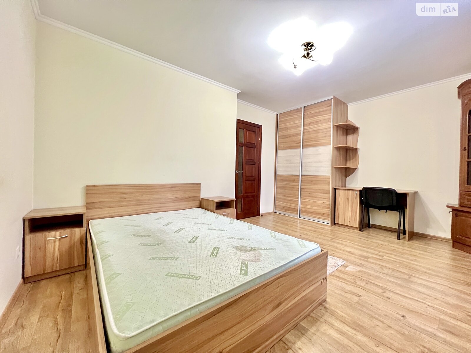 двухкомнатная квартира в Тернополе, район Центр, на ул. Хмельницкого Богдана в аренду на долгий срок помесячно фото 1