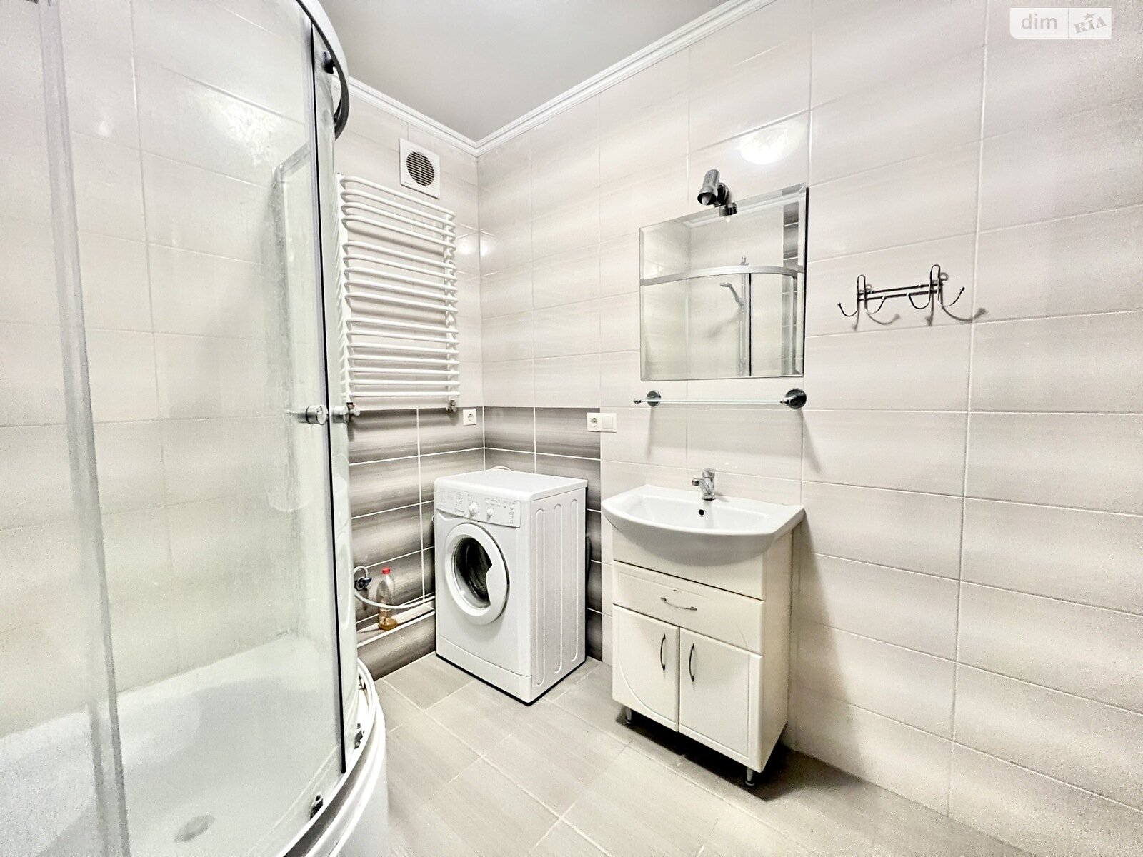 двухкомнатная квартира в Тернополе, район Центр, на ул. Хмельницкого Богдана в аренду на долгий срок помесячно фото 1