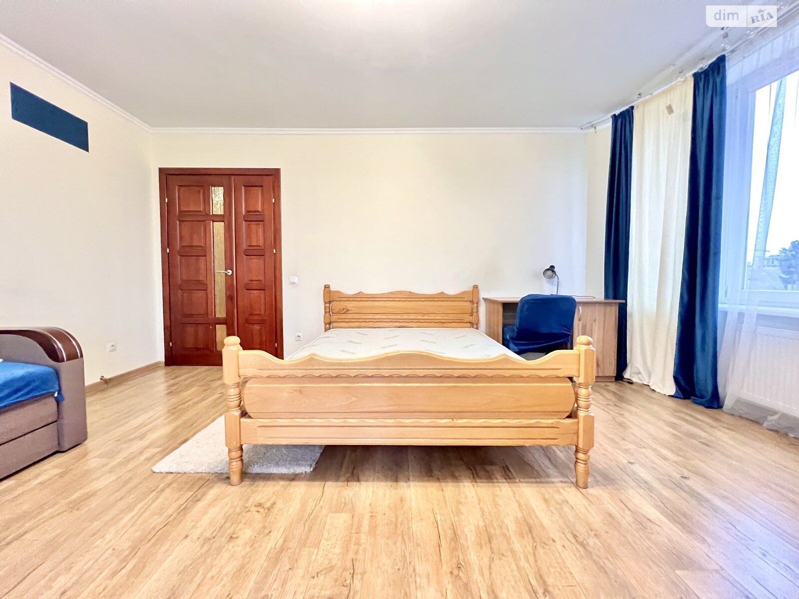двухкомнатная квартира в Тернополе, район Центр, на ул. Хмельницкого Богдана в аренду на долгий срок помесячно фото 1