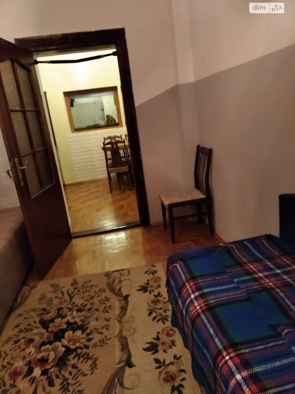 четырехкомнатная квартира в Тернополе, район Центр, на ул. Качалы 9 в аренду на долгий срок помесячно фото 1