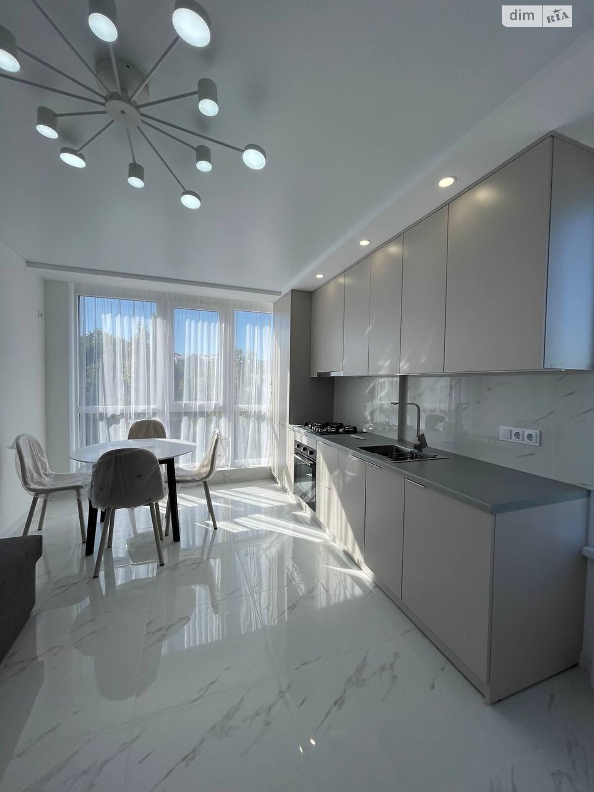 однокімнатна квартира в Тернополі, район Центр, на пров. Цегельний в довготривалу оренду помісячно фото 1 однокімнатна квартира в Тернополі, район Центр, на пров. Цегельний в довготривалу оренду помісячно фото 1