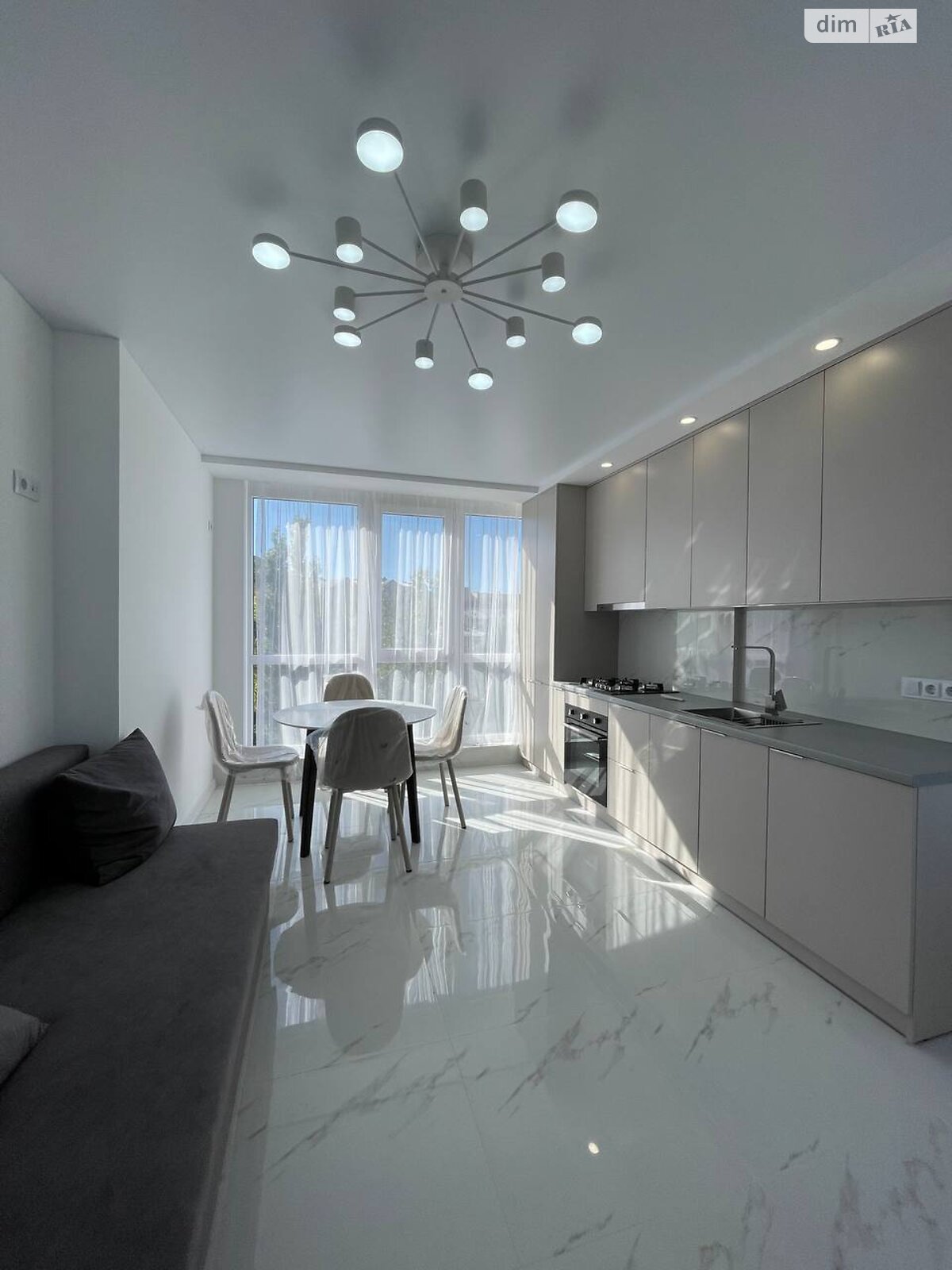 однокімнатна квартира в Тернополі, район Центр, на пров. Цегельний в довготривалу оренду помісячно фото 1 однокімнатна квартира в Тернополі, район Центр, на пров. Цегельний в довготривалу оренду помісячно фото 1