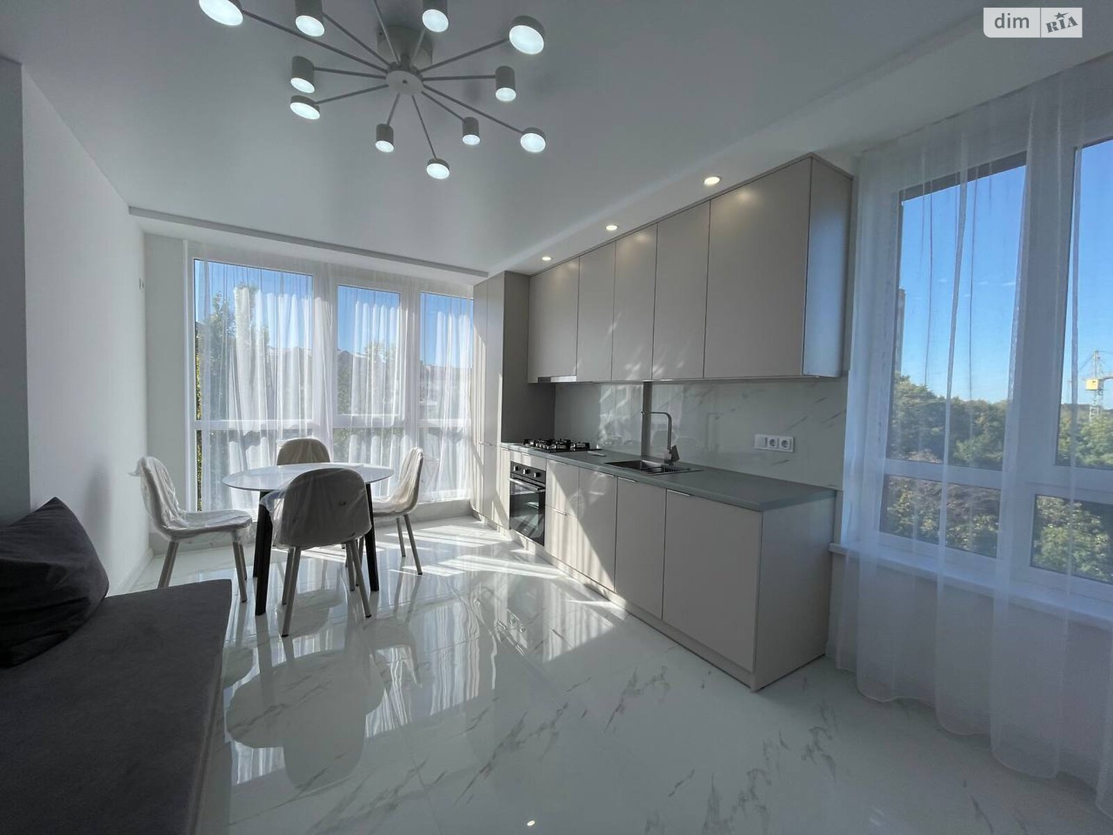 однокімнатна квартира в Тернополі, район Центр, на пров. Цегельний в довготривалу оренду помісячно фото 1 однокімнатна квартира в Тернополі, район Центр, на пров. Цегельний в довготривалу оренду помісячно фото 1