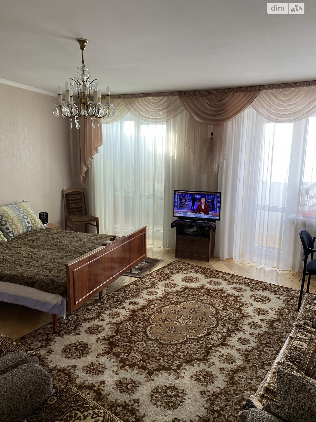 двухкомнатная квартира в Тернополе, район Центр, на ул. Крушельницкой Соломии в аренду на долгий срок помесячно фото 1