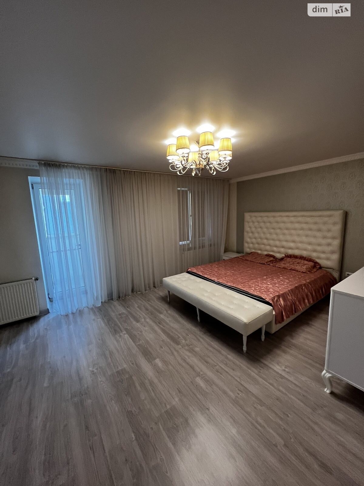 двухкомнатная квартира в Тернополе, район Центр, на ул. Крушельницкой Соломии в аренду на долгий срок помесячно фото 1