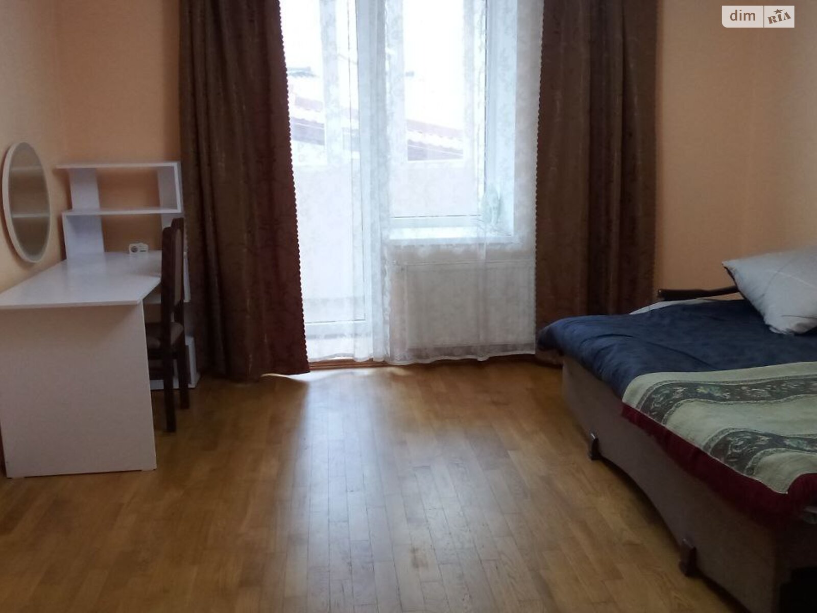 двухкомнатная квартира в Тернополе, район Центр, на ул. Крушельницкой Соломии в аренду на долгий срок помесячно фото 1 двухкомнатная квартира в Тернополе, район Центр, на ул. Крушельницкой Соломии в аренду на долгий срок помесячно фото 1