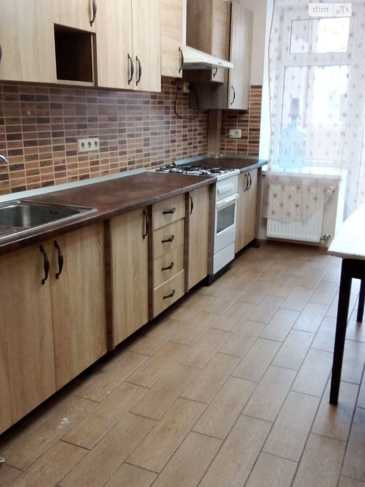 двухкомнатная квартира в Тернополе, район Центр, на ул. Крушельницкой Соломии в аренду на долгий срок помесячно фото 1 двухкомнатная квартира в Тернополе, район Центр, на ул. Крушельницкой Соломии в аренду на долгий срок помесячно фото 1