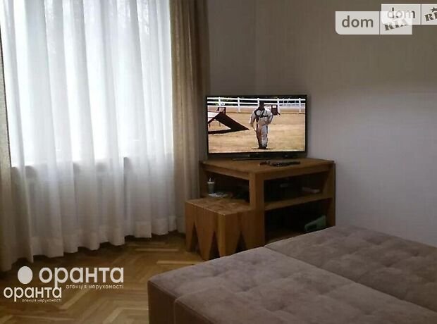 двухкомнатная квартира в Тернополе, район Центр, на ул. Листопадовая в аренду на долгий срок помесячно фото 1 двухкомнатная квартира в Тернополе, район Центр, на ул. Листопадовая в аренду на долгий срок помесячно фото 1