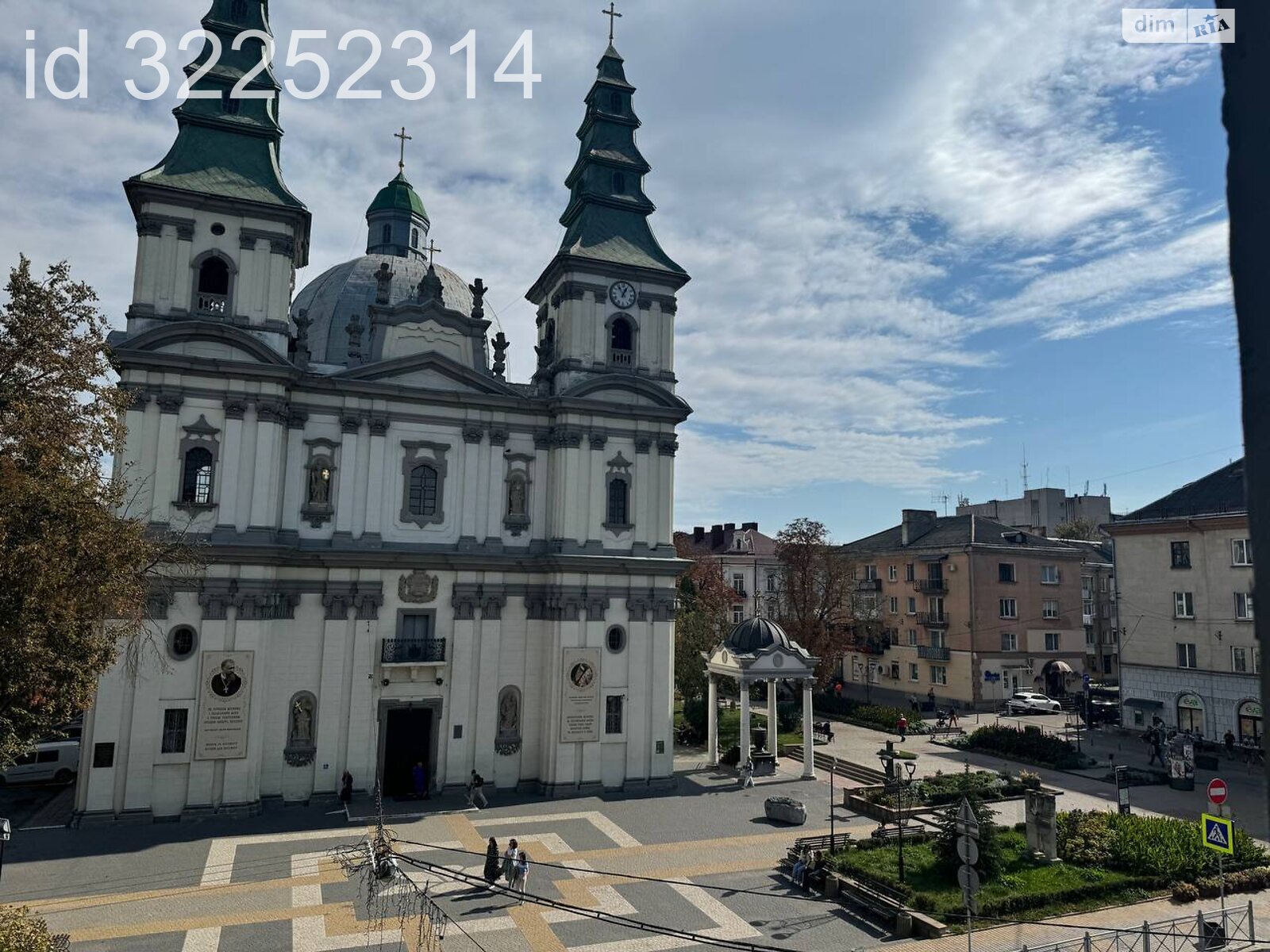 однокомнатная квартира в Тернополе, район Центр, на ул. Листопадовая в аренду на долгий срок помесячно фото 1