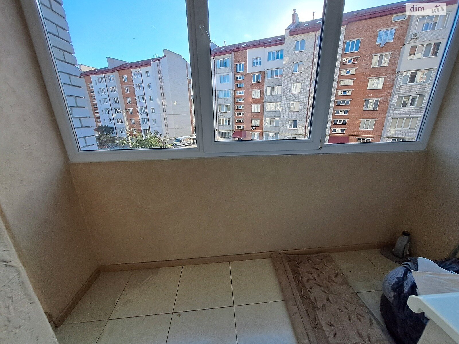 трехкомнатная квартира в Тернополе, район Центр, на ул. Лозовецкая 8 в аренду на долгий срок помесячно фото 2