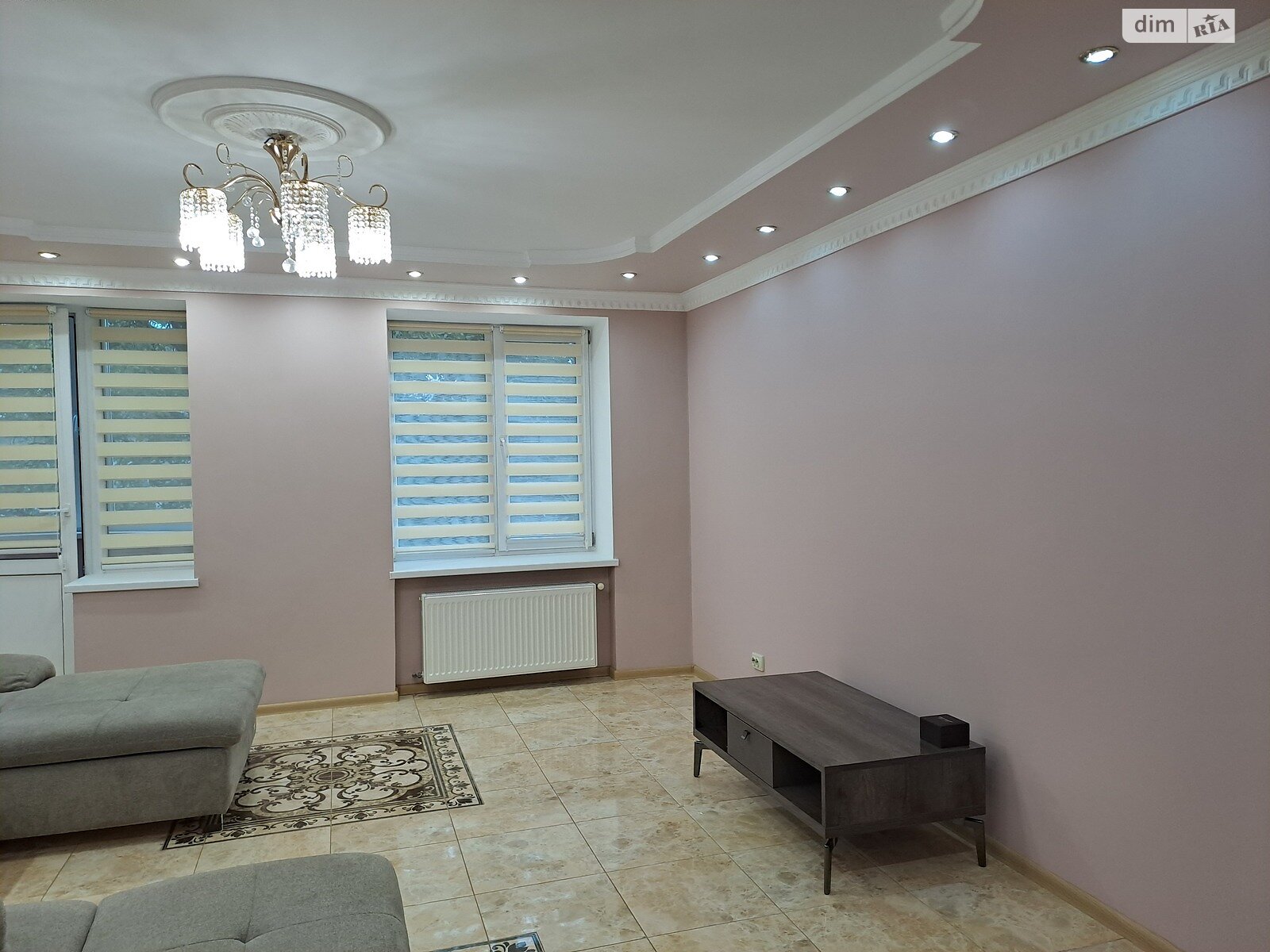 трехкомнатная квартира в Тернополе, район Центр, на ул. Лозовецкая 8 в аренду на долгий срок помесячно фото 2