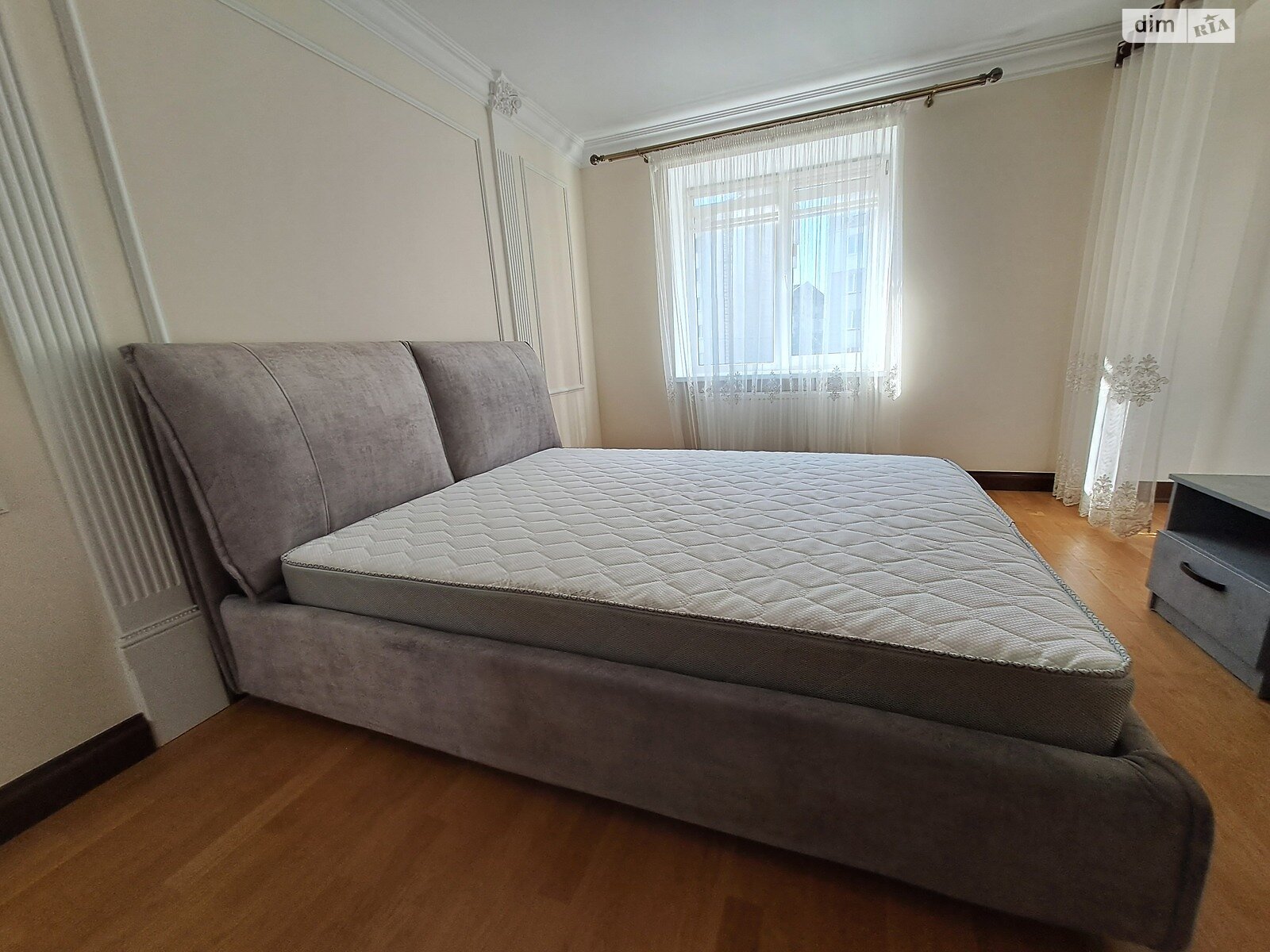 трехкомнатная квартира в Тернополе, район Центр, на ул. Лозовецкая 8 в аренду на долгий срок помесячно фото 2