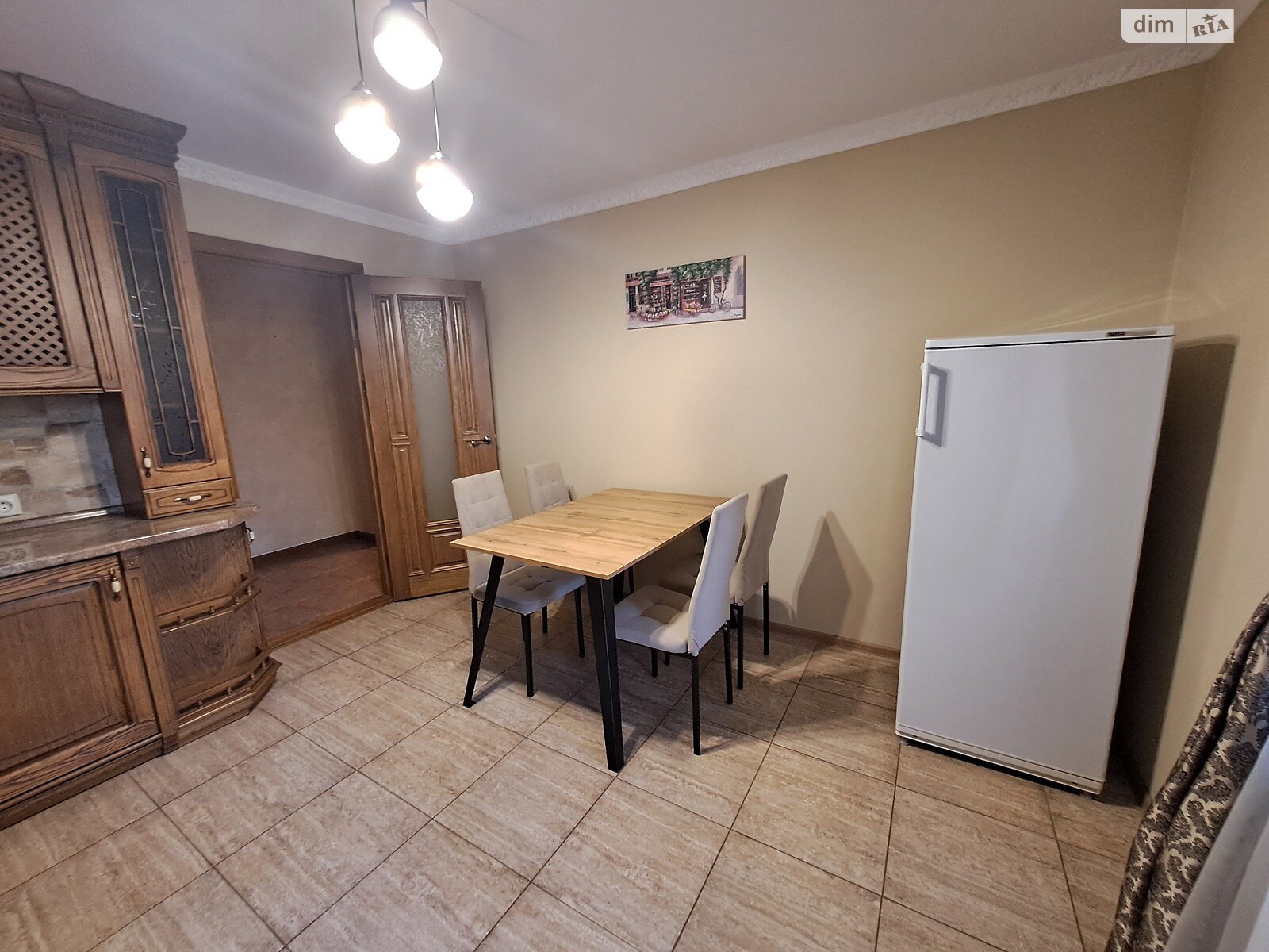 трехкомнатная квартира в Тернополе, район Центр, на ул. Лозовецкая 8 в аренду на долгий срок помесячно фото 2