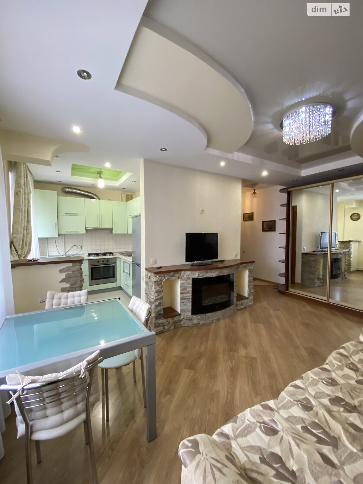 однокомнатная квартира в Тернополе, район Центр, на ул. Над Ставом в аренду на долгий срок помесячно фото 1