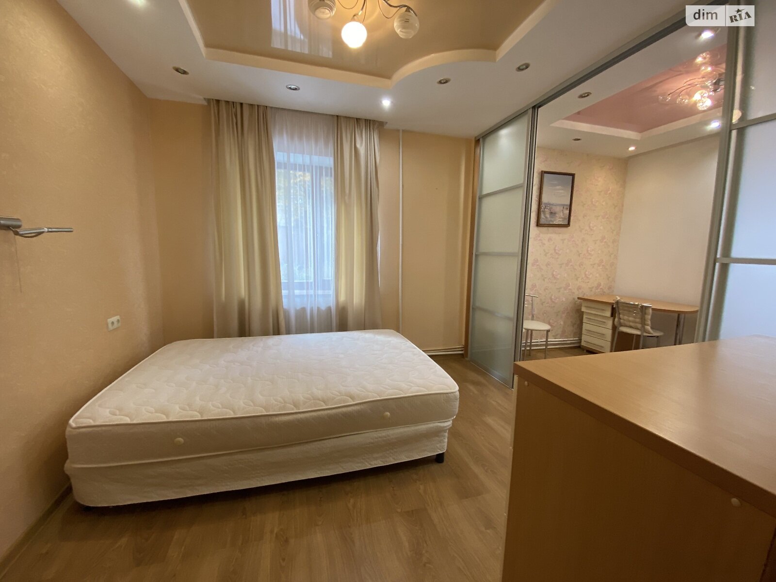 однокомнатная квартира в Тернополе, район Центр, на ул. Над Ставом в аренду на долгий срок помесячно фото 1