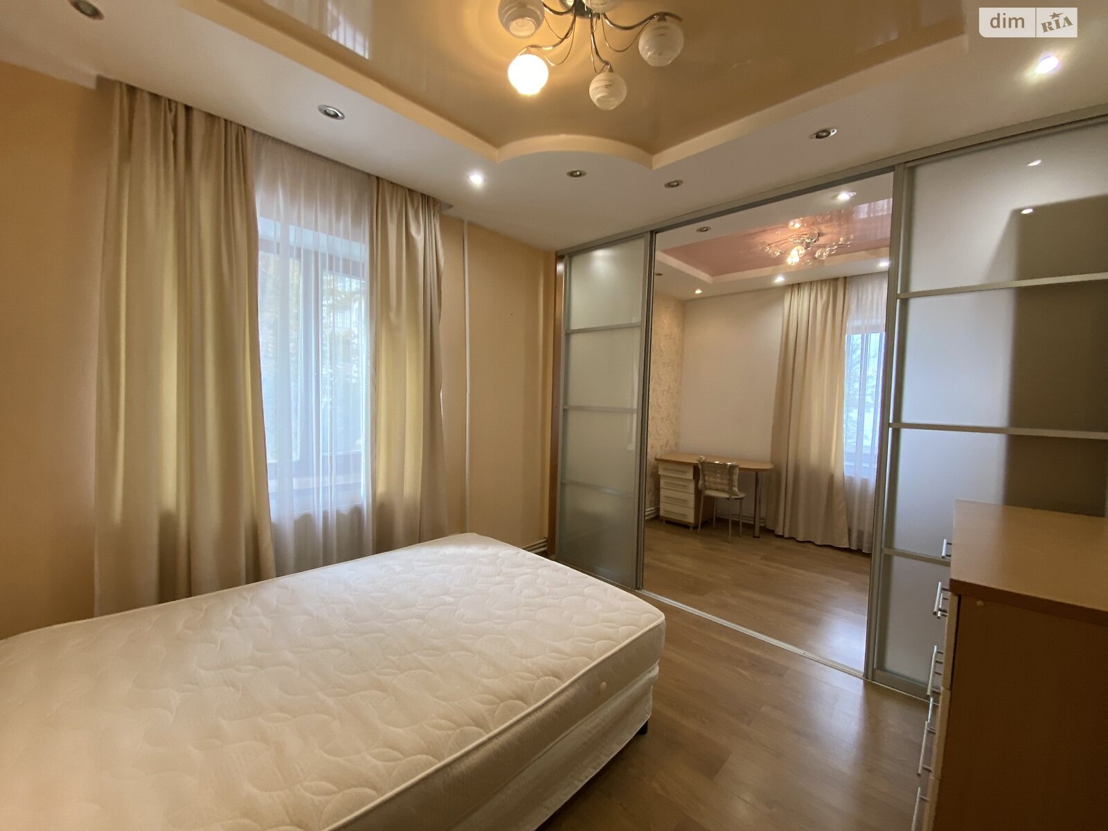 однокомнатная квартира в Тернополе, район Центр, на ул. Над Ставом в аренду на долгий срок помесячно фото 1