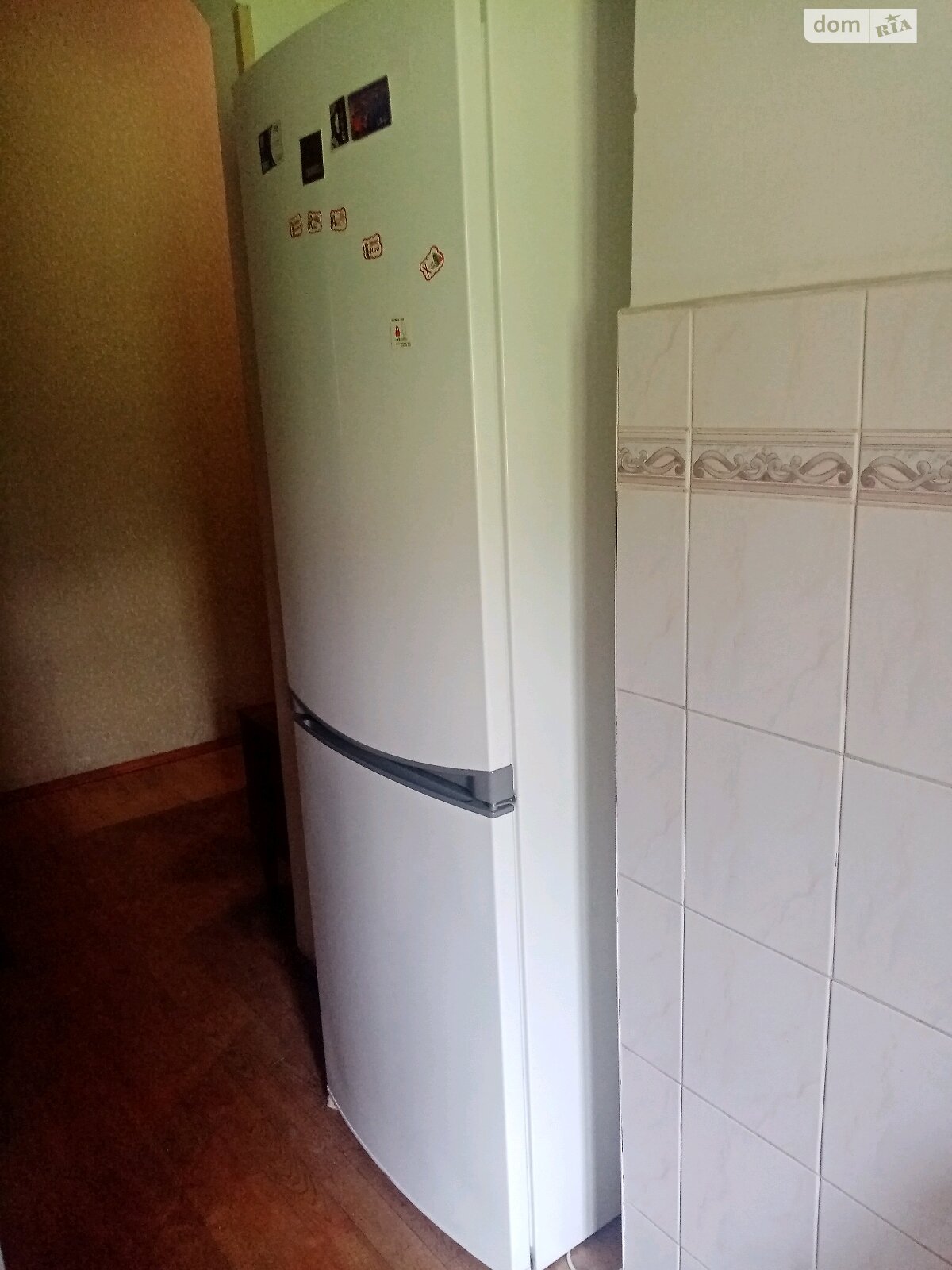 трехкомнатная квартира с мебелью в Тернополе, район Центр, на ул. Острожского Князя 33 в аренду на долгий срок помесячно фото 1