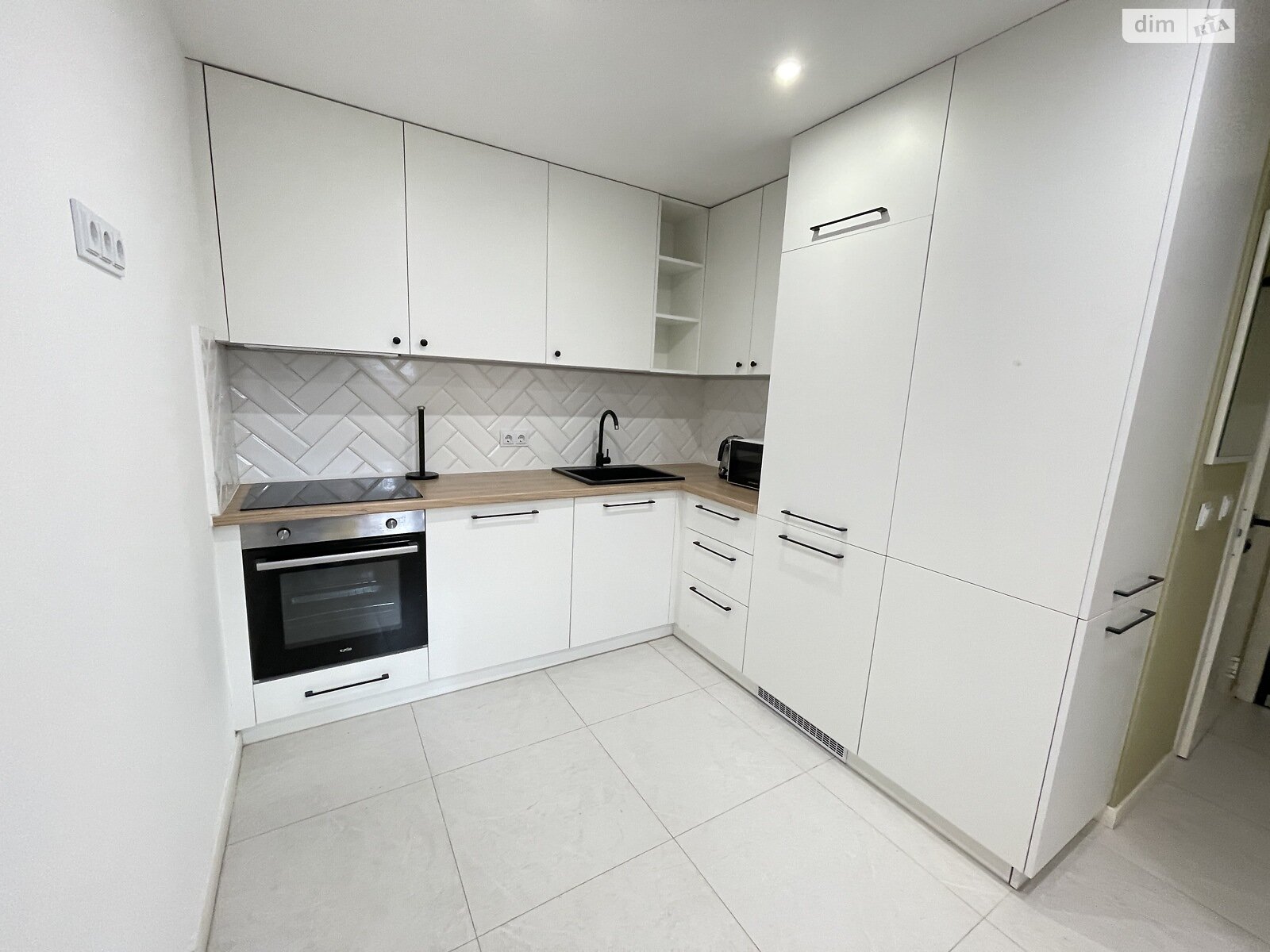 однокомнатная квартира в Тернополе, район Центр, на ул. Острожского Князя в аренду на долгий срок помесячно фото 1